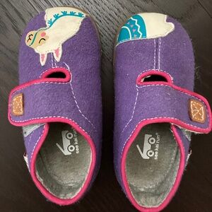 See Kai Run Toddler Cruz II Slippers - Size 8